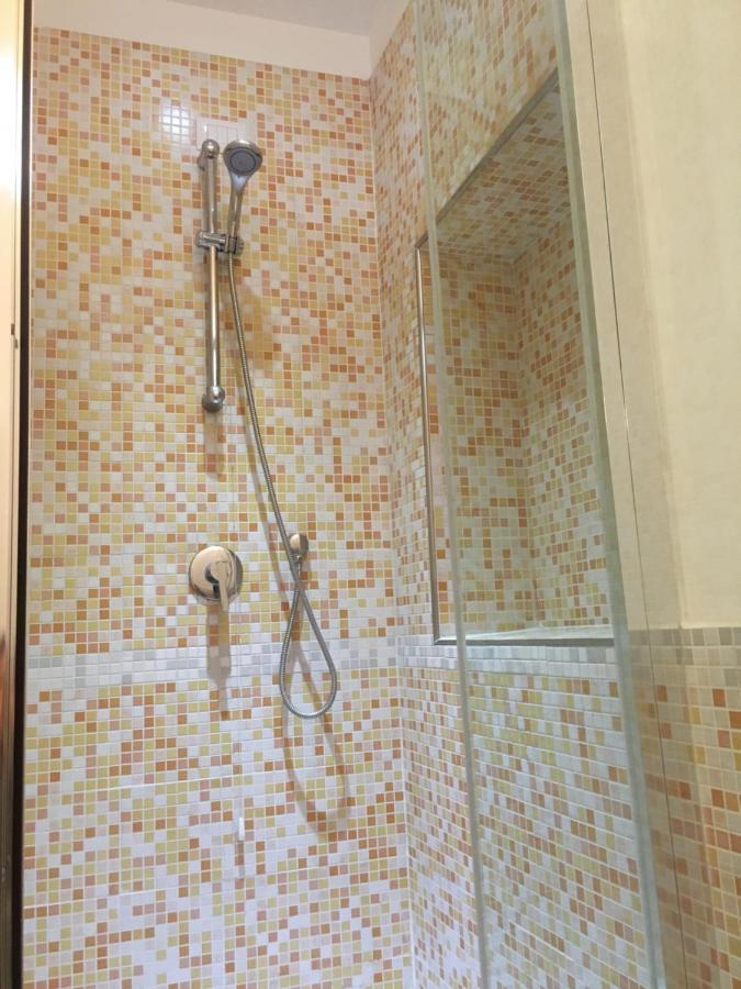 La Finestra Sul Colosseo B&B 1 Rome Buitenkant foto